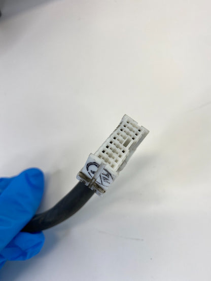 2005 2006 Nissan Armada Left Driver Side View Power Door Mirror W/ Heated OEM