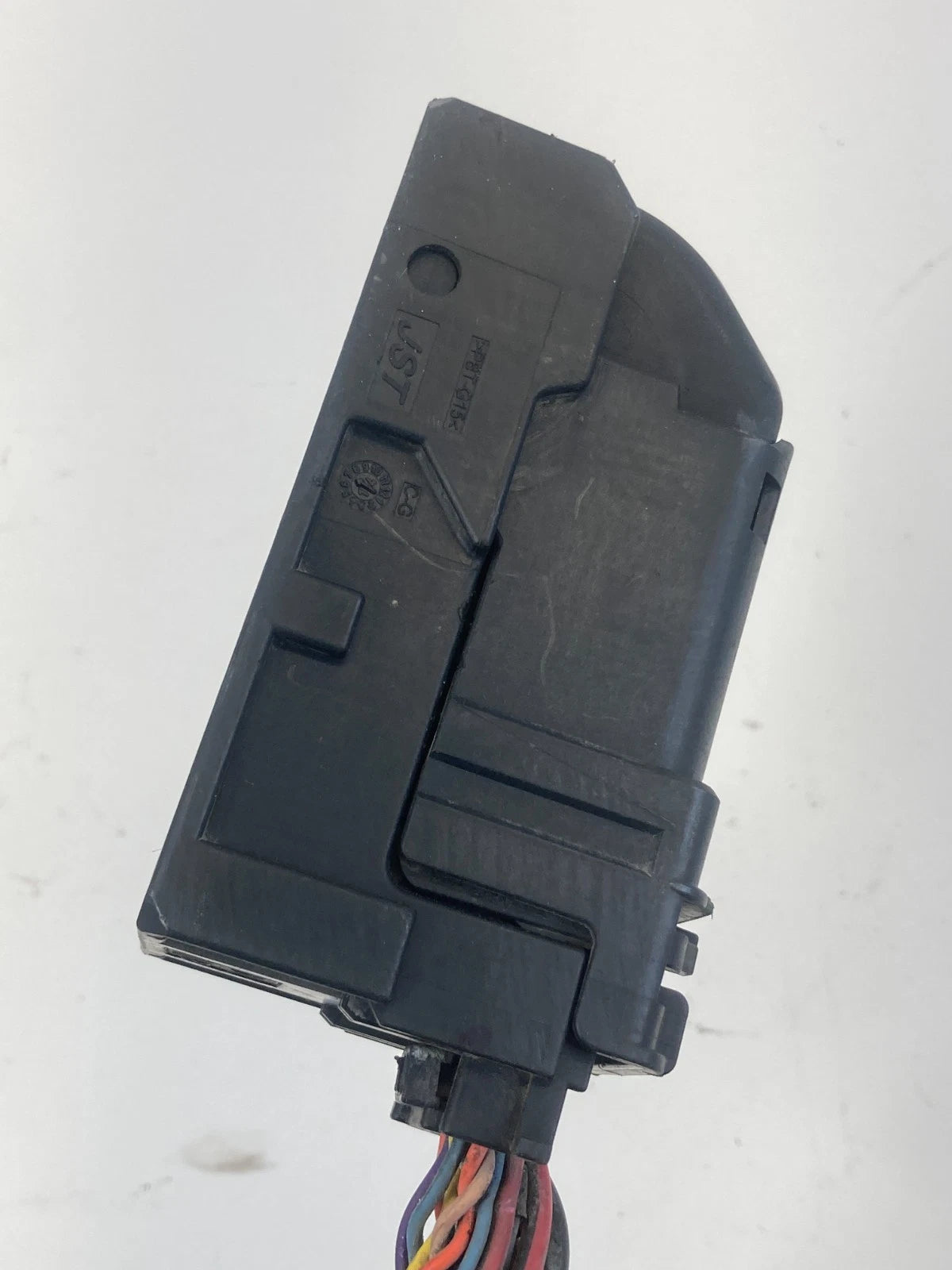 2010-2017 GMC TERRAIN ANTI-LOCK BRAKE PUMP CONNECTOR PLUG PIGTAIL OEM