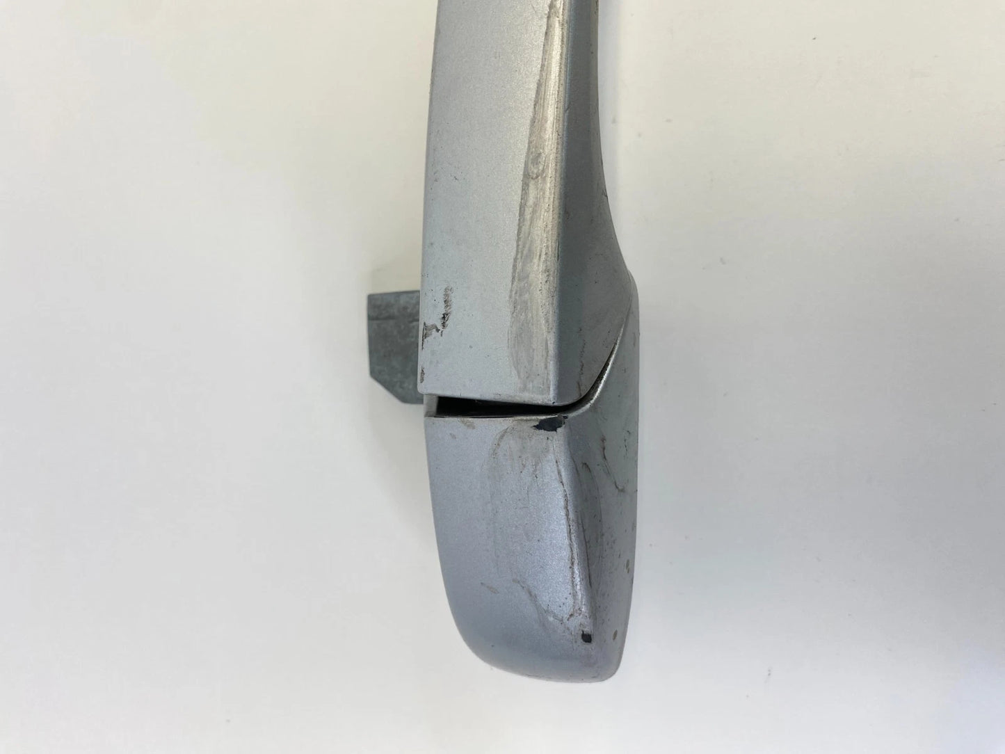 07-17 JEEP PATRIOT FRONT RIGHT PASSENGER EXTERIOR OUTER DOOR HANDLE SILVER OEM