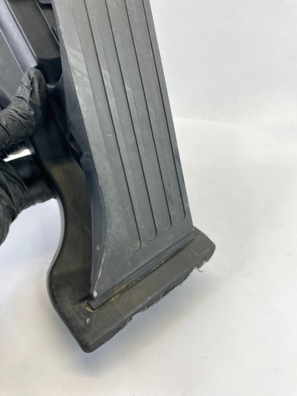 2011-2018 VOLKSWAGEN JETTA GAS THROTTLE ACCELERATOR PEDAL ASSEMBLY 1K1-723-503