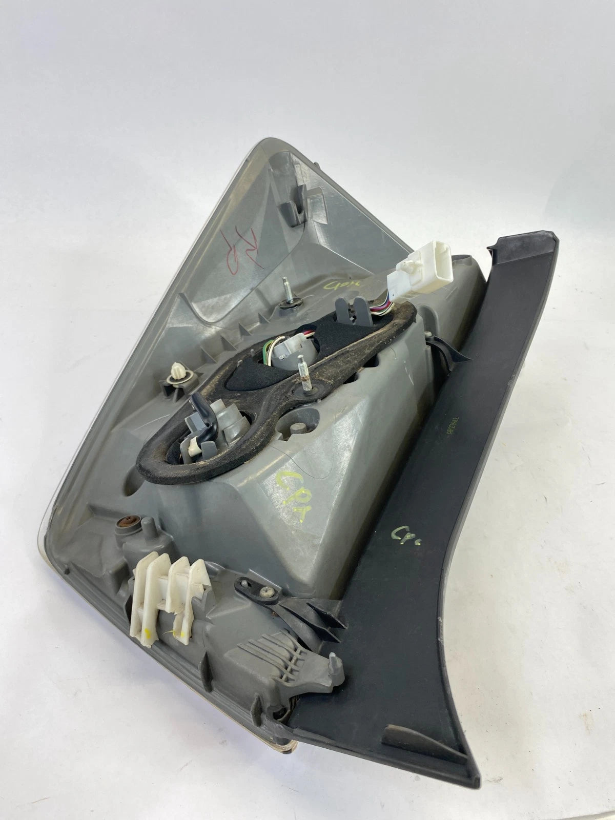 2012-2015 TOYOTA PRIUS REAR RIGHT PASSENGER SIDE TAILLIGHT TAIL LAMP ASSY OEM
