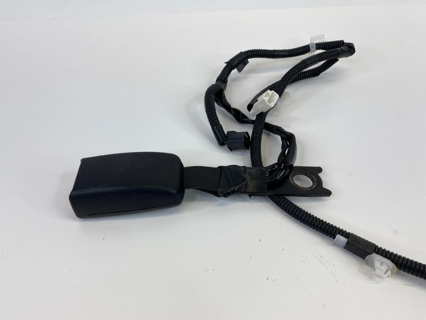 04-06 LEXUS RX330 07-09 RX350 FRONT LEFT DRIVER SEAT BELT BUCKLE E067902 OEM
