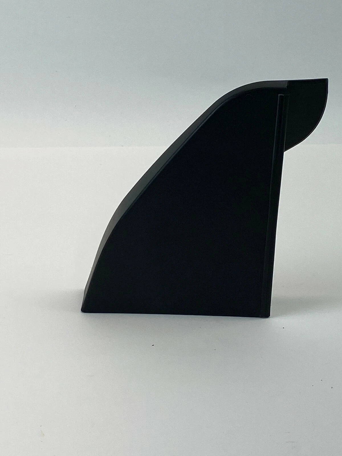08-16 TOWN & COUNTRY REAR LEFT SLIDING INNER DOOR CORNER COVER 0ZX01TRMAB OEM