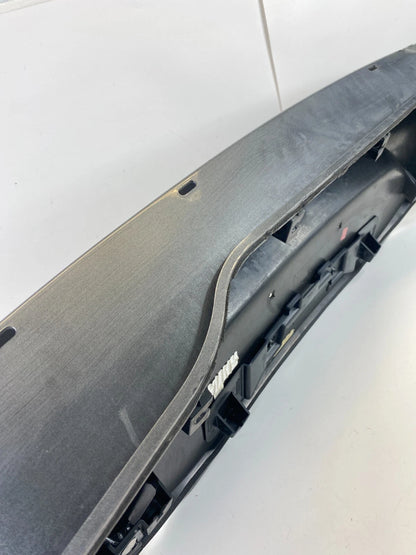 13-16 FORD FUSION SEDAN TRUNK DECK LID PANEL MOLDING LICENSE TRIM DS73F423442DA