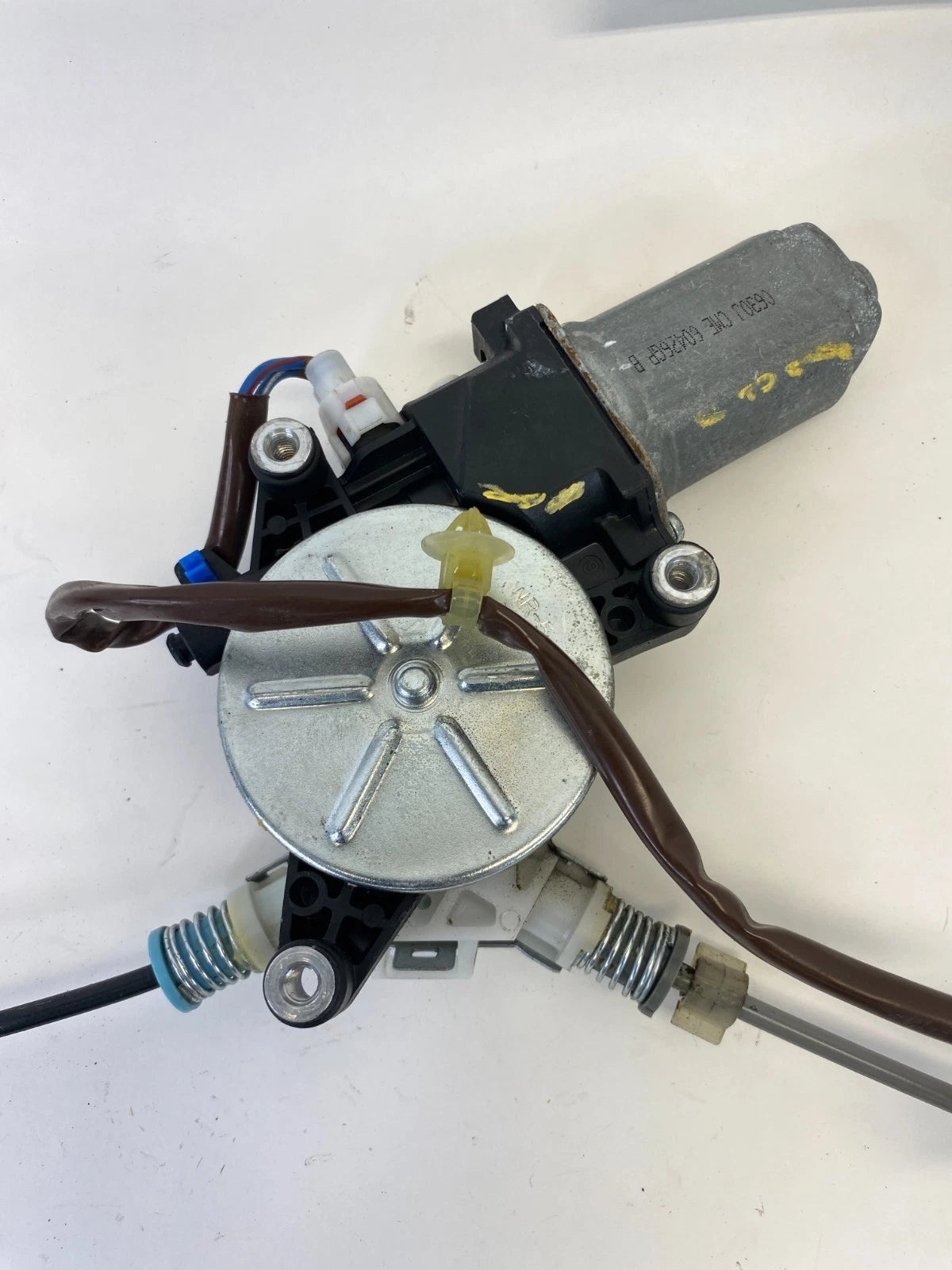 2003-2008 HONDA PILOT REAR RIGHT SIDE DOOR POWER WINDOW MOTOR W / REGULATOR OEM