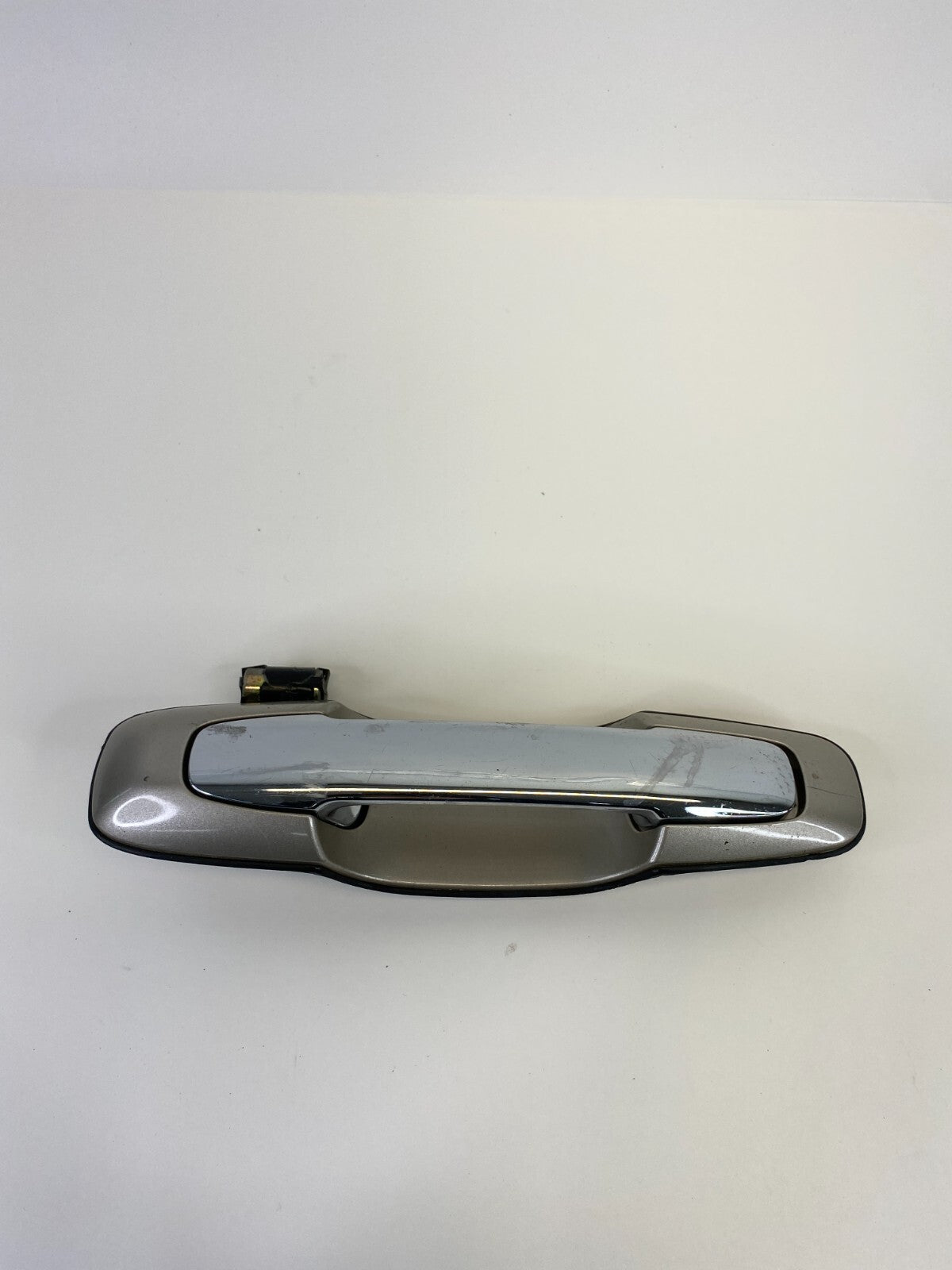 2003-2006 Suzuki XL-7 Front Right Side Exterior Door Handle Assy 82810-65D10