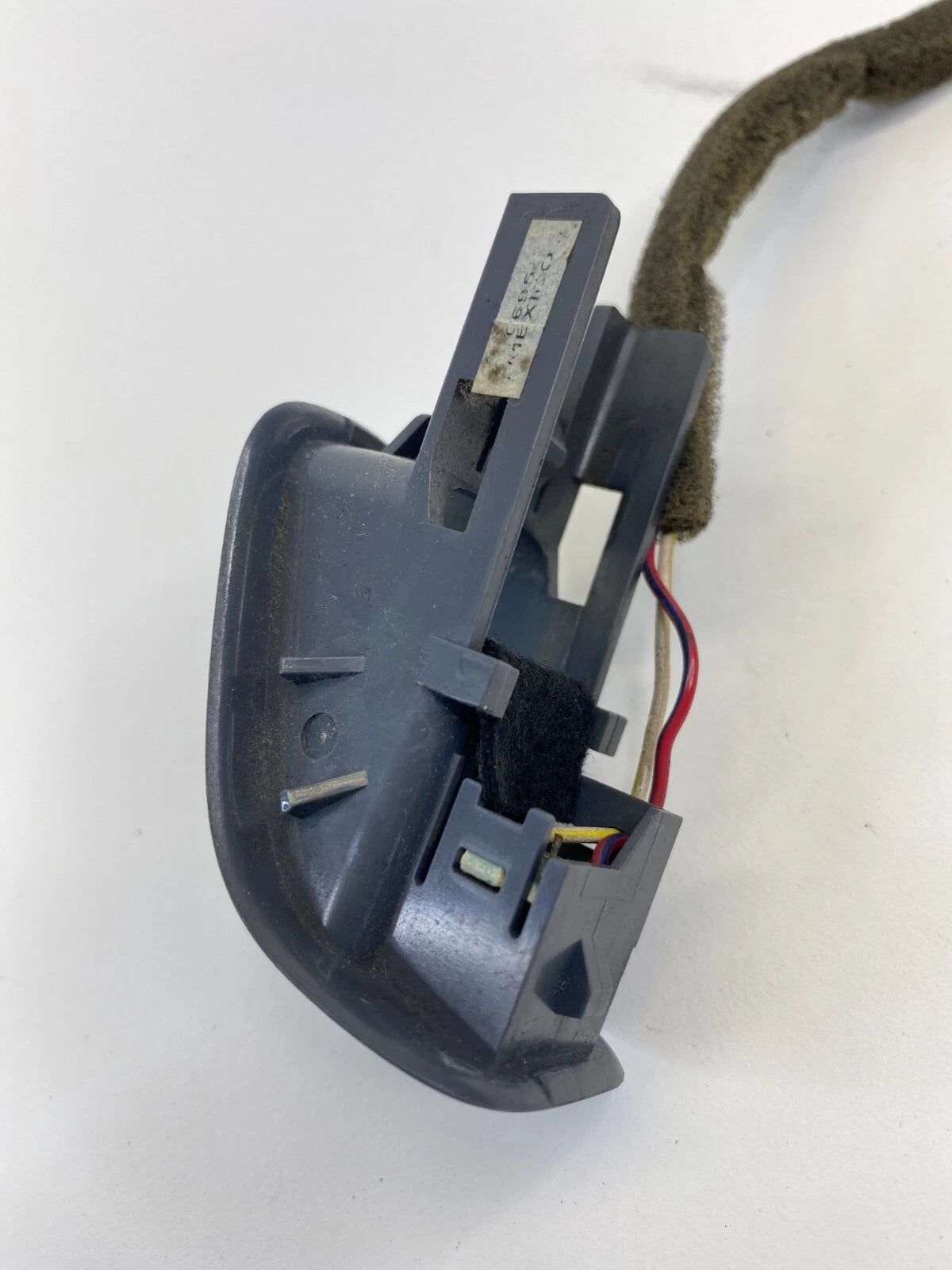 2003-2008 HONDA PILOT FRONT LEFT DRIVER DOOR LOCK SECURITY INDICATOR LIGHT BEZEL