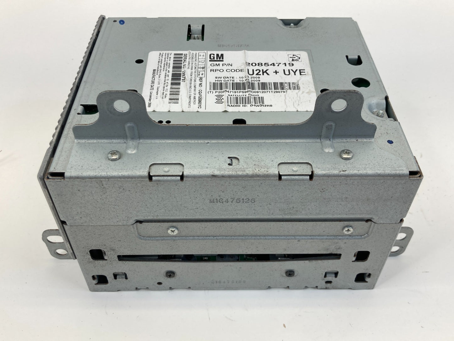 2010 10 GMC Terrain AM /FM CD MP3 Radio Receiver Assembly 20854719 OEM