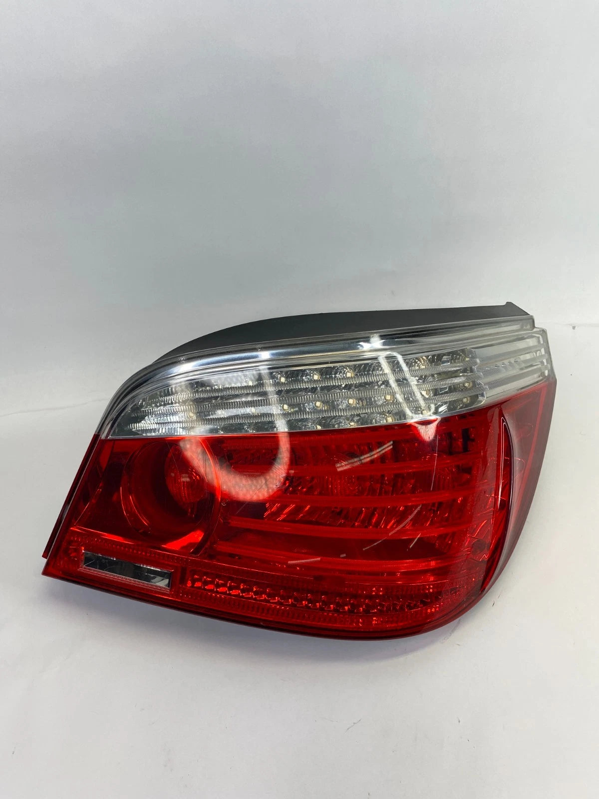 2008 BMW 535XI RIGHT PASSENGER LED TAILLIGHT TAIL LIGHT LAMP OEM 63217180516
