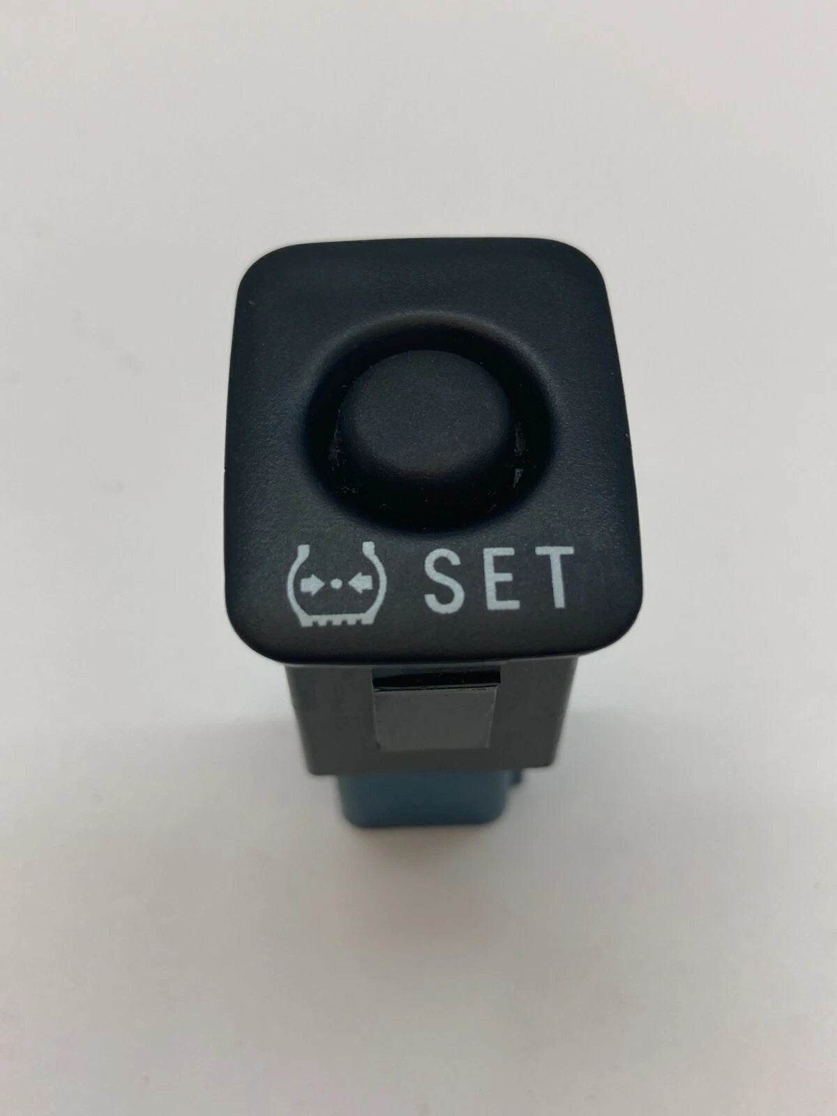 2005 2006 2007 2008 2009 2010 SCION TC TIRE PRESSURE SET RESET SWITCH BUTTON OEM