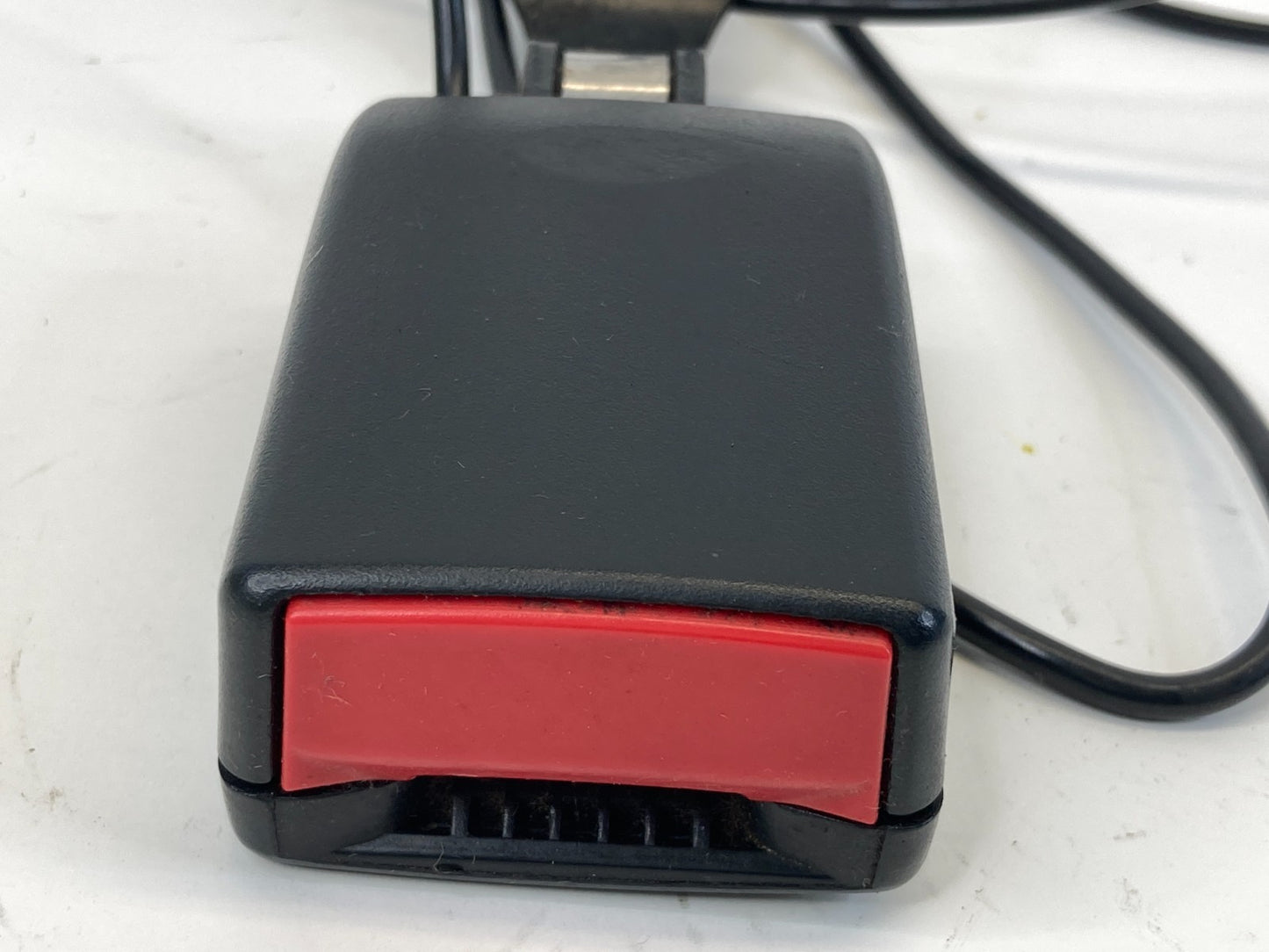 2003-2011 Saab 9-3 93 Front Right Passenger Seat Belt Buckle 6119901 OEM