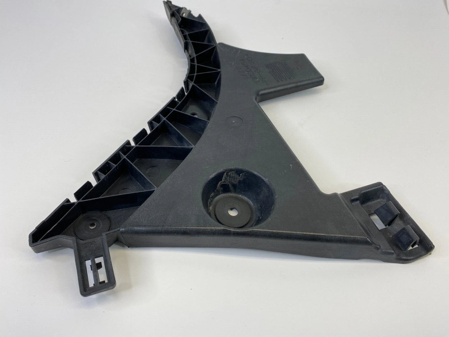 2004-2011 SAAB 9-3 93 REAR RIGHT OUTER BRACKET SIDE SUPPORT BUMPER RETAINER OEM
