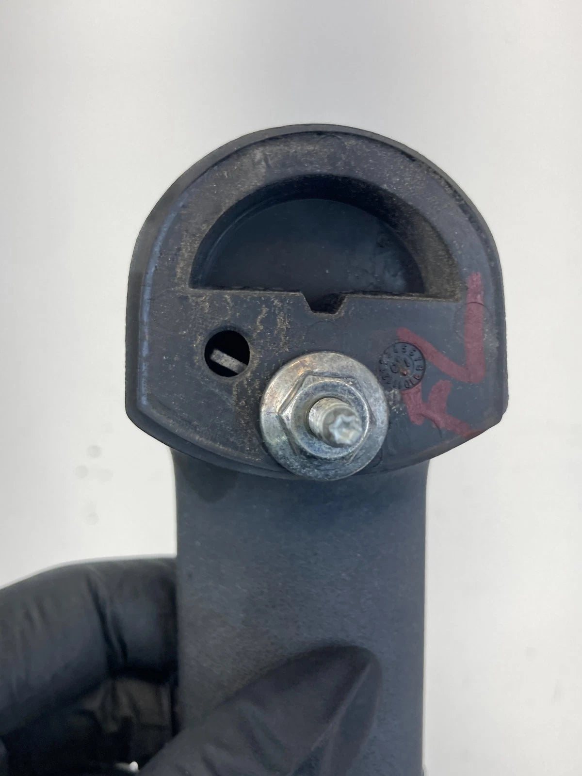 2010-2012 JEEP LIBERTY FRONT LEFT DRIVER SIDE EXTERIOR DOOR HANDLE OEM