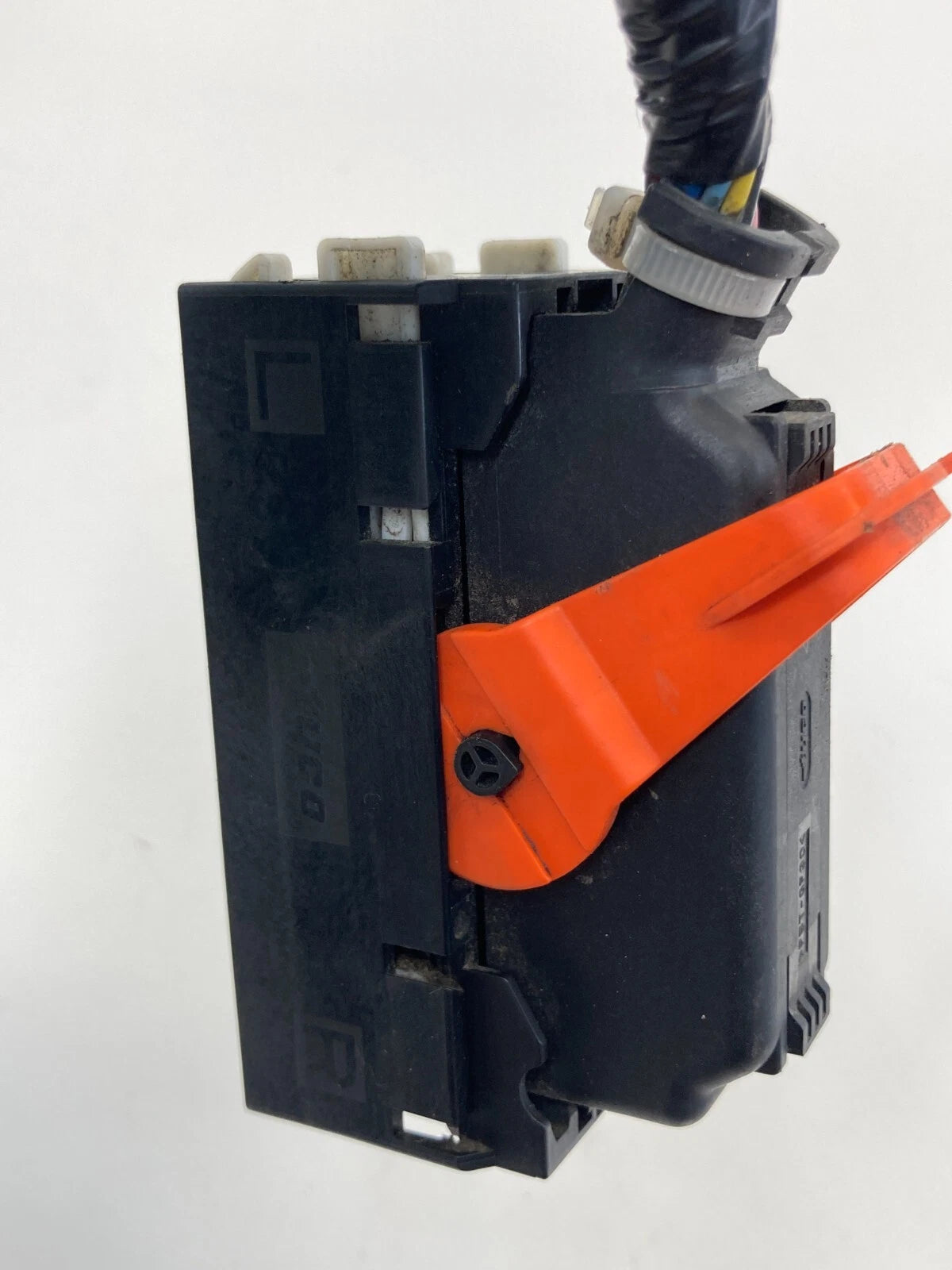 08-10 MITSUBISHI LANCER 2.0L FWD ABS ANTI LOCK BRAKE PUMP PLUG RELAY CONNECTOR