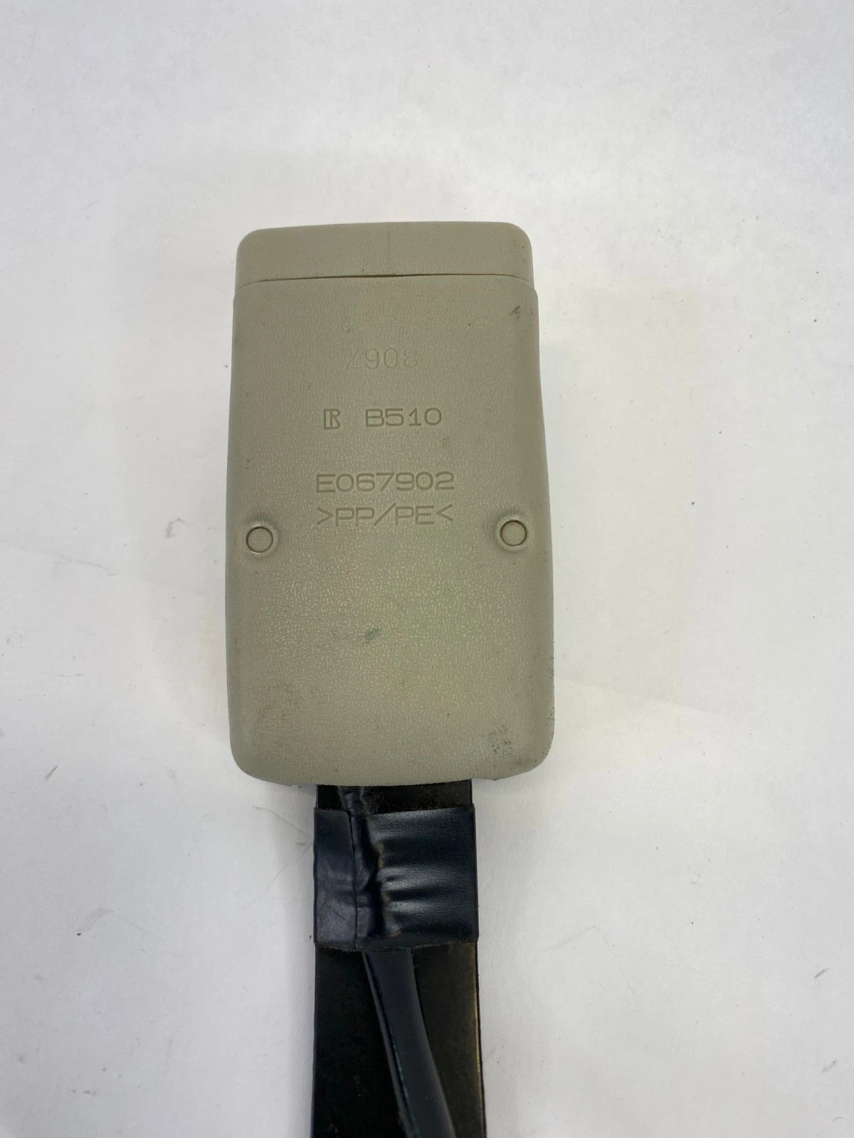 2010-2014 SUBARU OUTBACK PASSENGER FRONT RIGHT SEAT BELT BUCKLE UNIT E067902 OEM