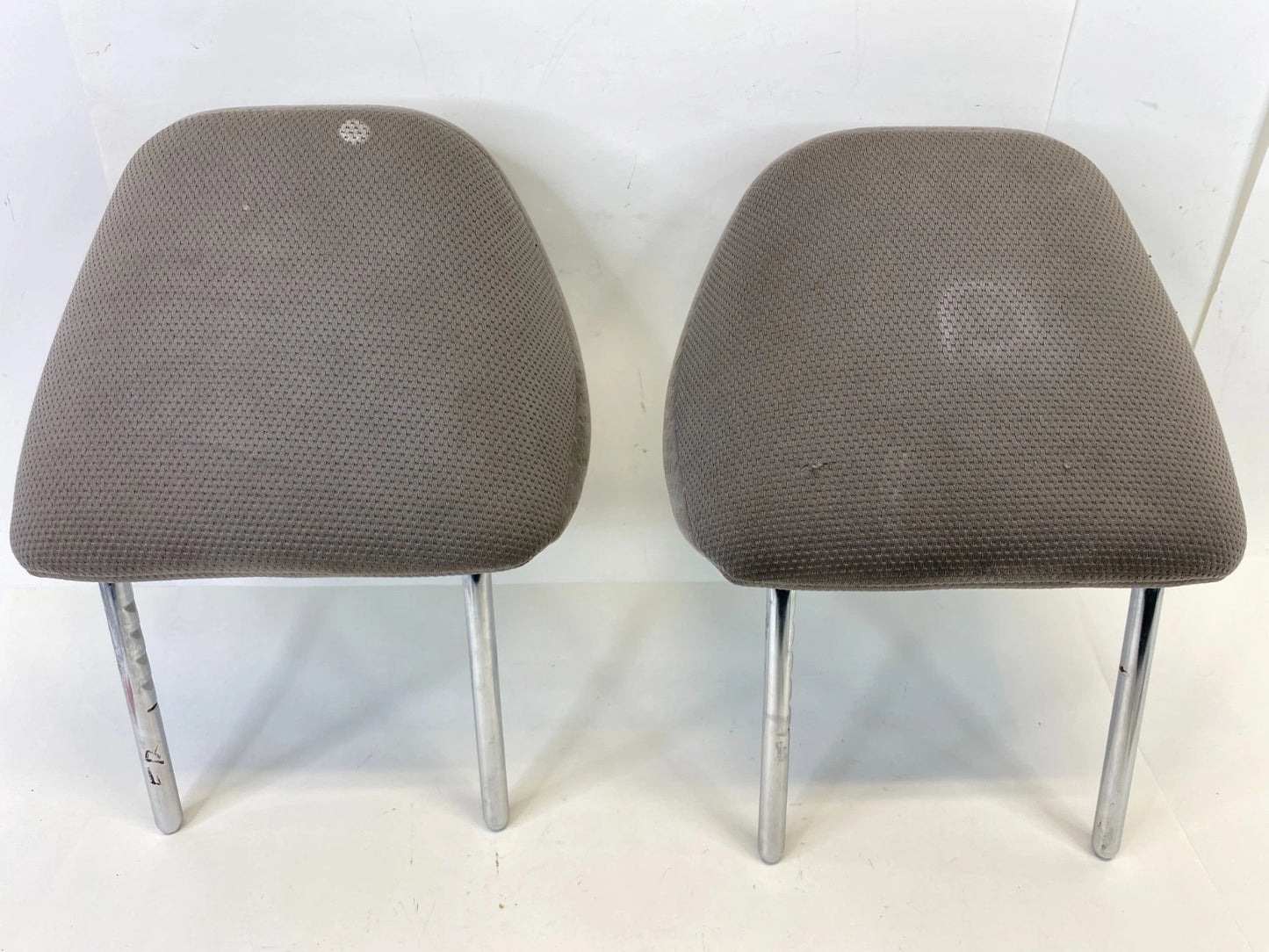 2007-2009 HONDA CR-V SUV FRONT LEFT & RIGHT SEAT HEADREST HEAD REST SET OEM