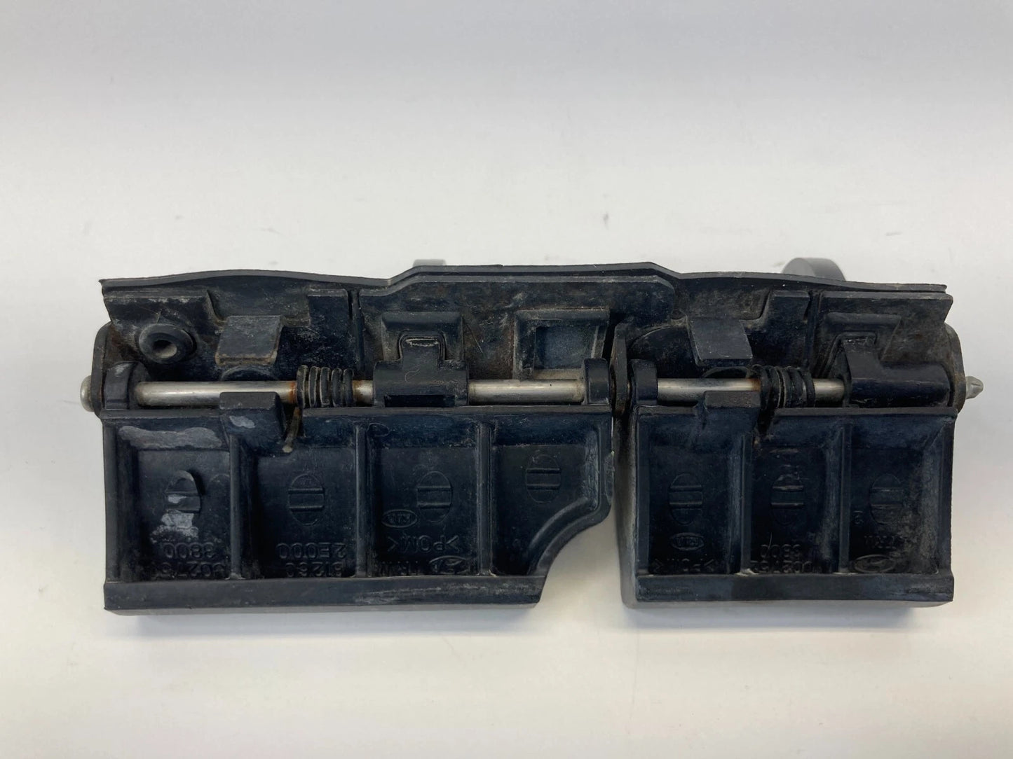 2005-2010 KIA SPORTAGE REAR TRUNK TAILGATE OUTSIDE OPENER HANDLE 81260-2E000 OEM