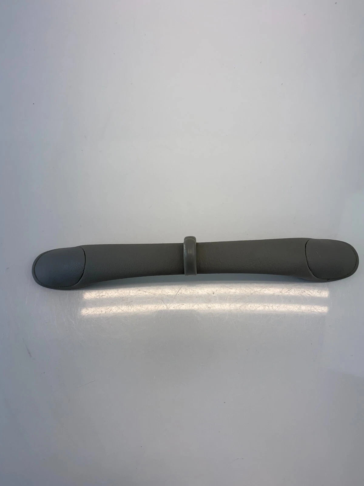 2001-2007 TOYOTA HIGHLANDER ROOF REAR RIGHT GRAB GRIP ASSIST HANDLE 74610-48030