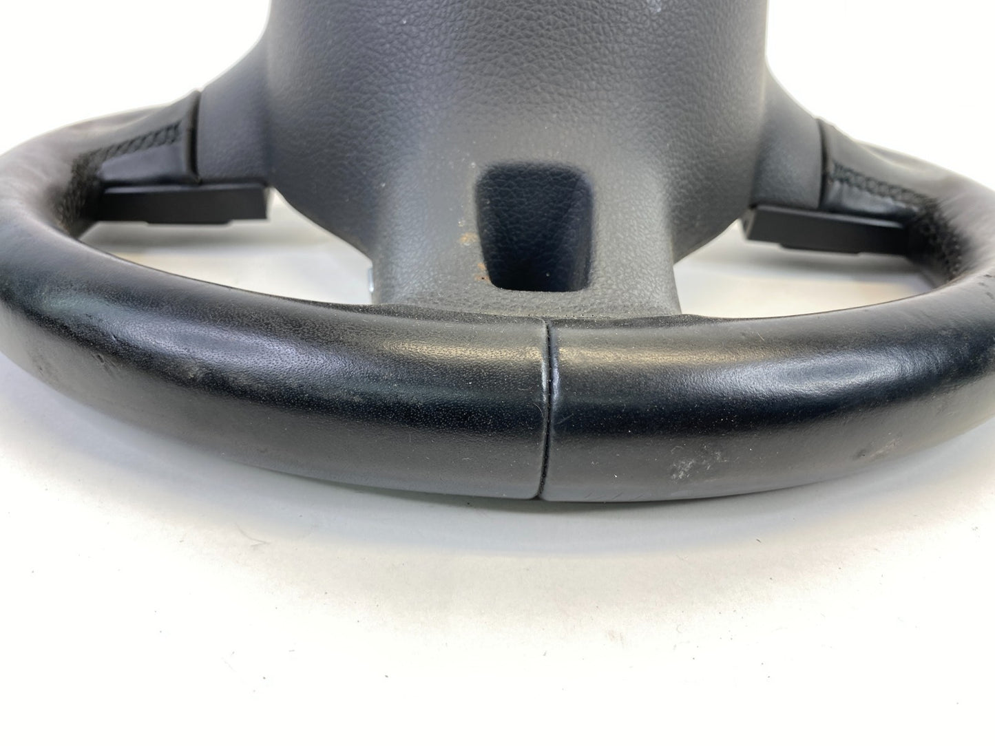 2009-2017 Volkswagen CC Steering Wheel w/ Control Switch 3C8-959-537