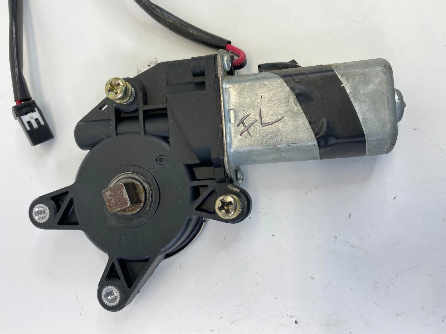 2000-2006 MAZDA MPV FRONT LEFT DRIVER SIDE DOOR POWER WINDOW MOTOR OEM