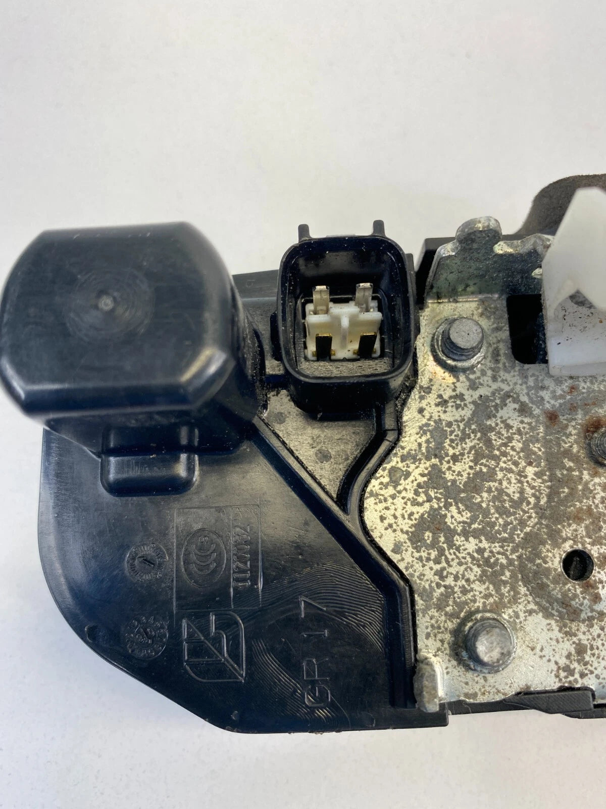 06-10 DODGE CHARGER 05-10 CHRYSLER 300 REAR RIGHT SIDE DOOR LOCK LATCH ACTUATOR