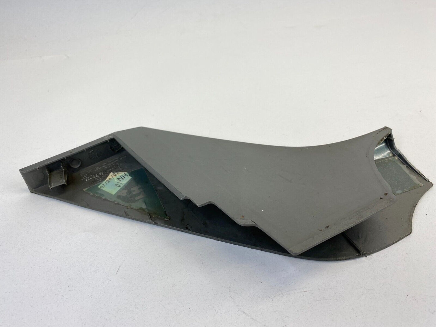 2003-2005 Honda Pilot Rear Center Console Left Trim Molding 83429-S9VA-A010-M1