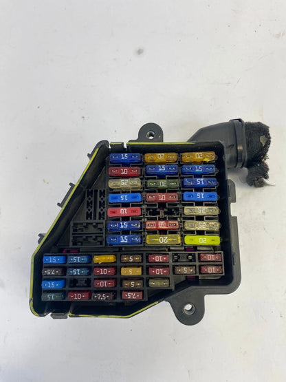 1999-2005 VOLKSWAGEN JETTA INTERIOR DASHBOARDS FUSE PANEL JUNCTION BLOCK BOX OEM