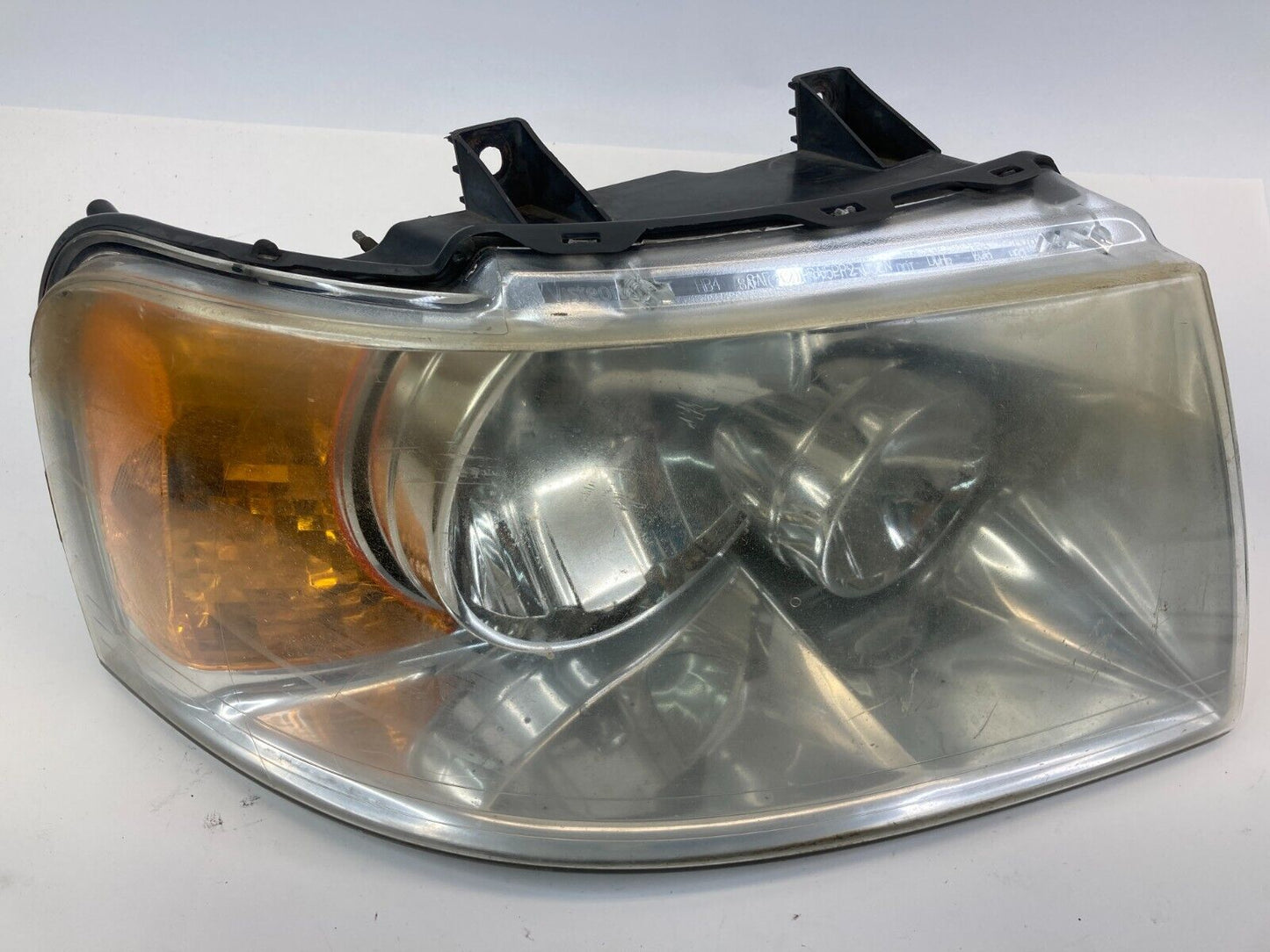 2003-2006 Ford Expedition Front Right Side Headlight Light Lamp 44ZH-1568A OEM