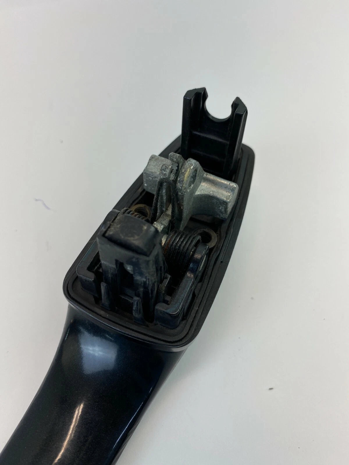 2008-2016 CHRYSLER TOWN & COUNTRY REAR LEFT EXTERIOR OUTSIDE DOOR HANDLE ASSY