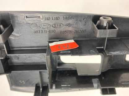2007-2010 HYUNDAI ELANTRA FRONT RIGHT PASSENGER SIDE DOOR WINDOW SWITCH BEZEL