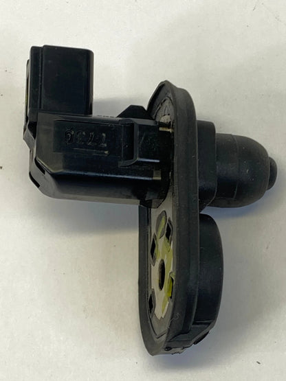 2003-2014 HONDA ACCORD DOOR JAMB COURTESY LIGHT BUTTON SWITCHES UNIT OEM FACTORY