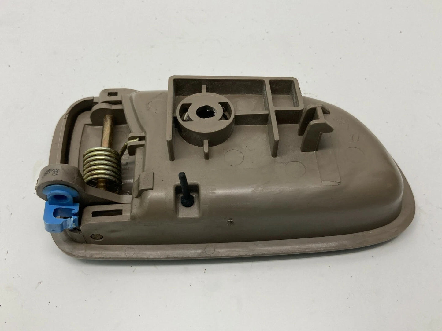 2003 2004 2005 KIA RIO FRONT RIGHT PASSENGER SIDE INNER DOOR HANDLE ASSEMBLY OEM