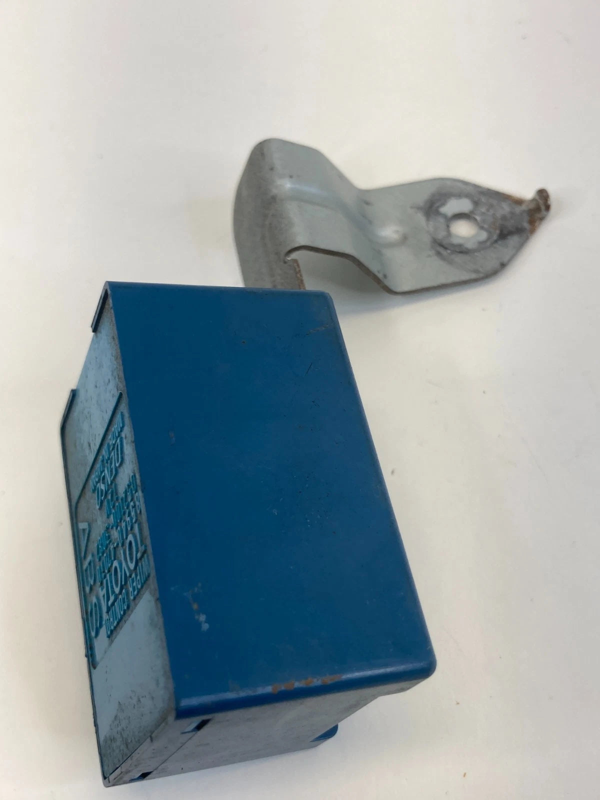 2004-2009 TOYOTA PRIUS WINDSHIELD WIPER CONTROL MODULE RELAY 85940-47010 OEM