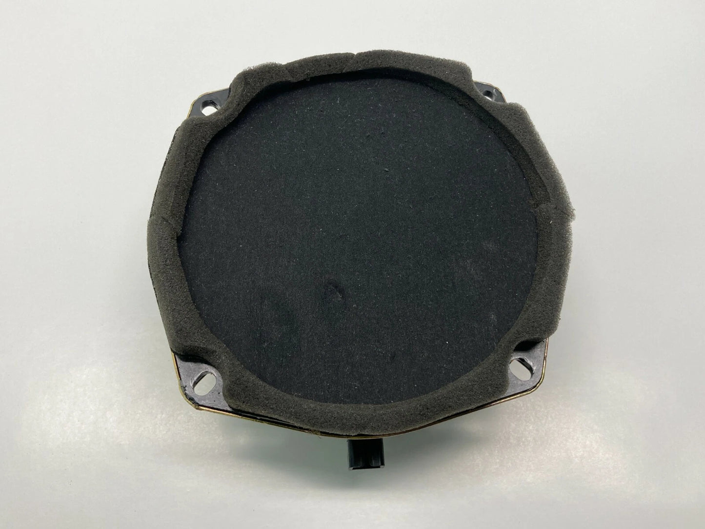2000-2005 CADILLAC DEVILLE REAR RIGHT BACK SIDE DOOR SPEAKER 16246749 OEM