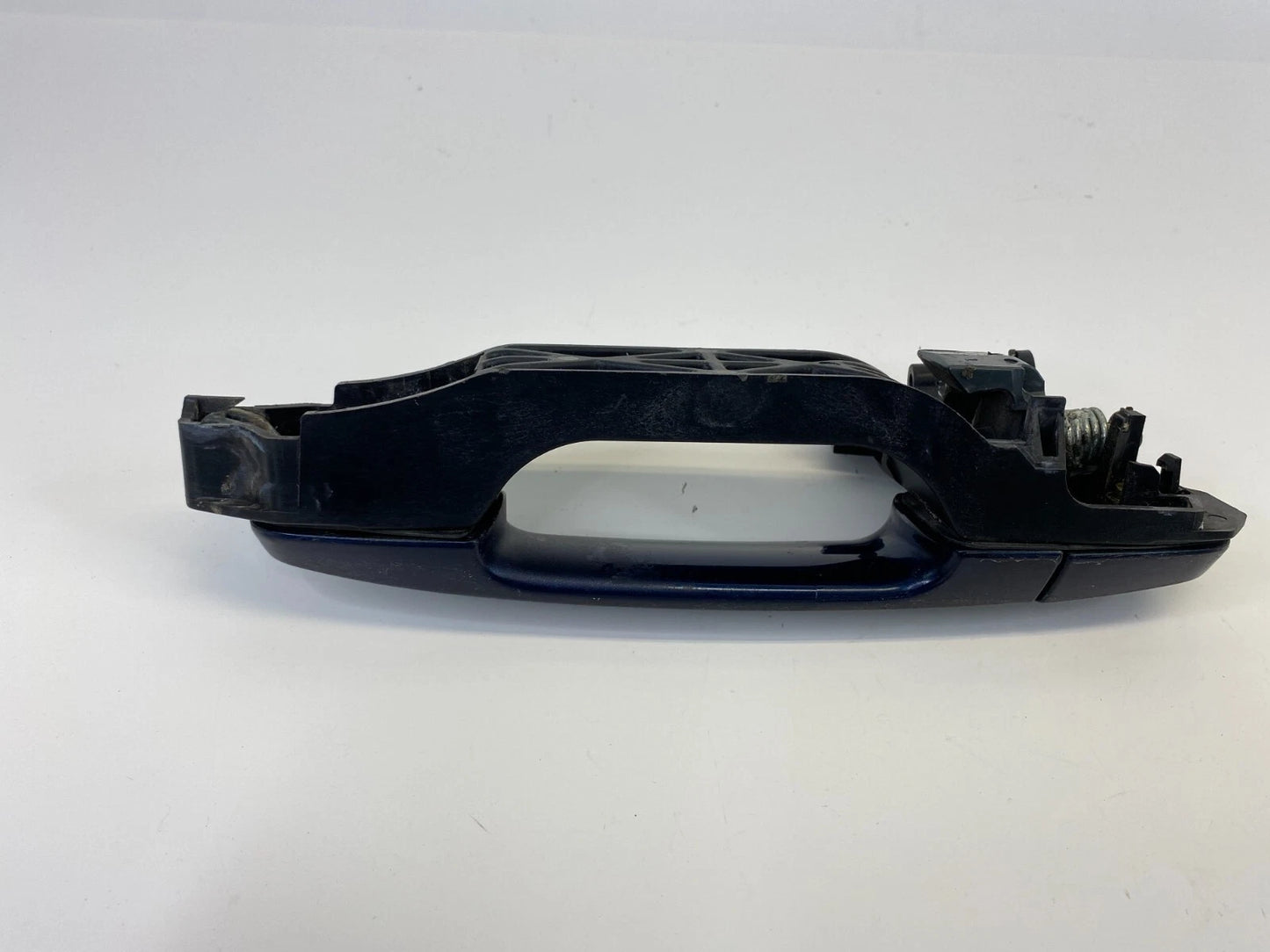 2003-2008 TOYOTA COROLLA MATRIX REAR RIGHT SIDE EXTERIOR OUTER DOOR HANDLE OEM