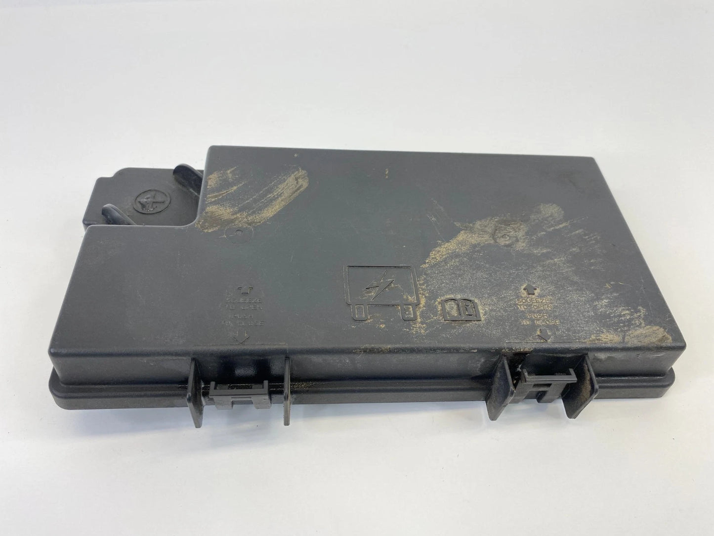 2009 2010 DODGE JOURNEY 3.5L A/T ENGINE FUSE RELAY BOX COVER CAP LID R62337-001