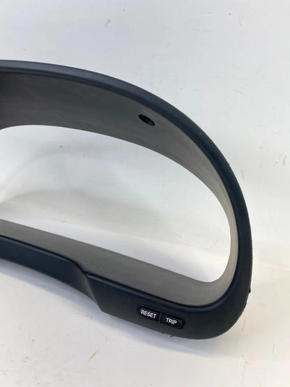 07-09 HYUNDAI SANTA FE DASH CLUSTER SPEEDOMETER COVER BEZEL TRIM 84831-2B000 OEM