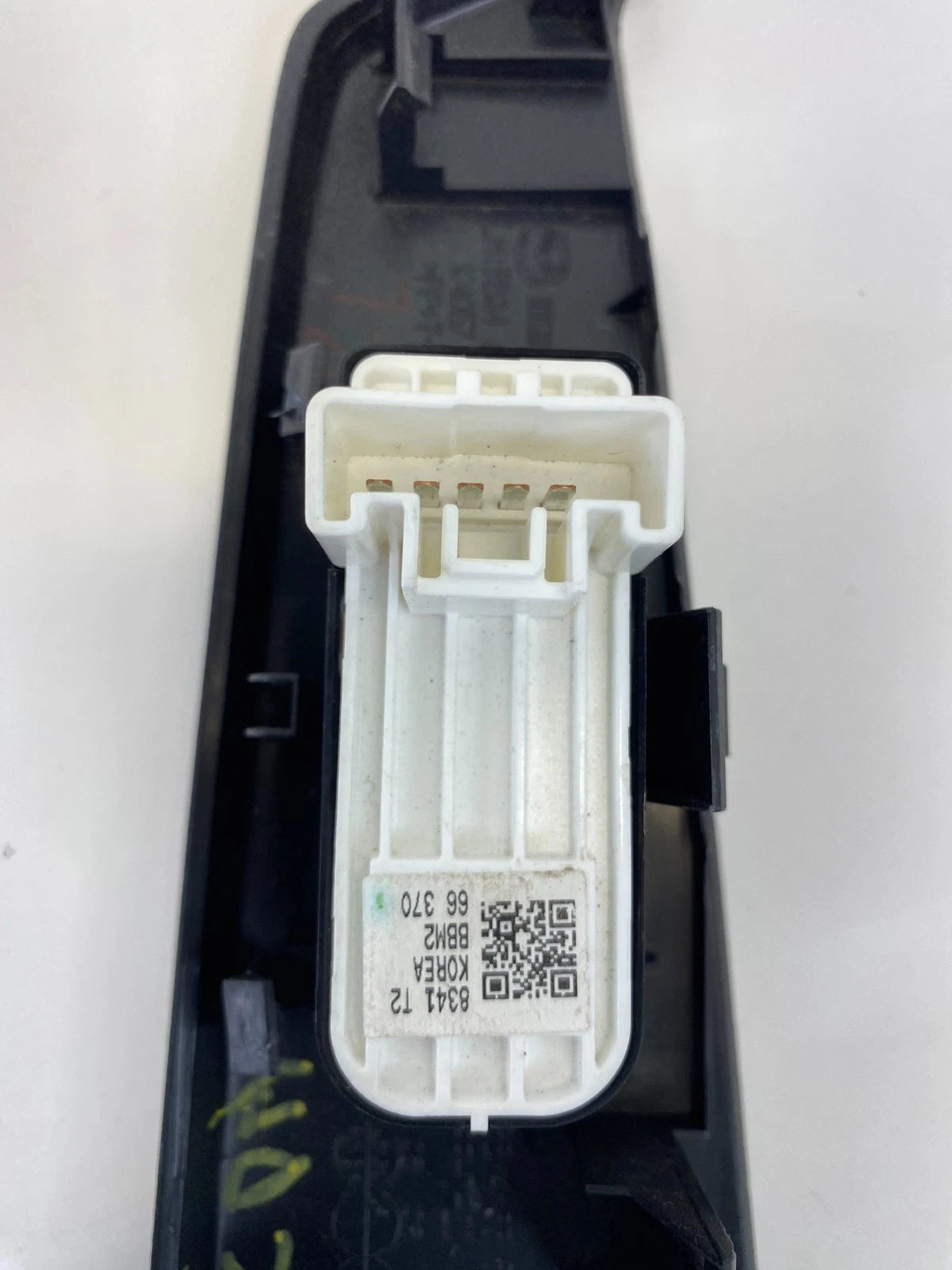 2010-2012 MAZDA 3 SEDAN REAR LEFT SIDE POWER WINDOW CONTROL SWITCH W/ BEZEL OEM