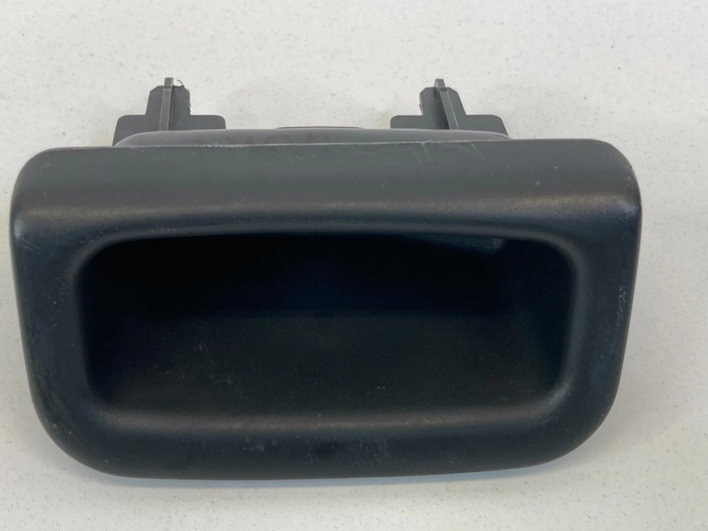 2004-2008 ACURA TL SEDAN REAR TRUNK LID LIFTGATE INTERIOR PULL HANDLE 84633-SEP
