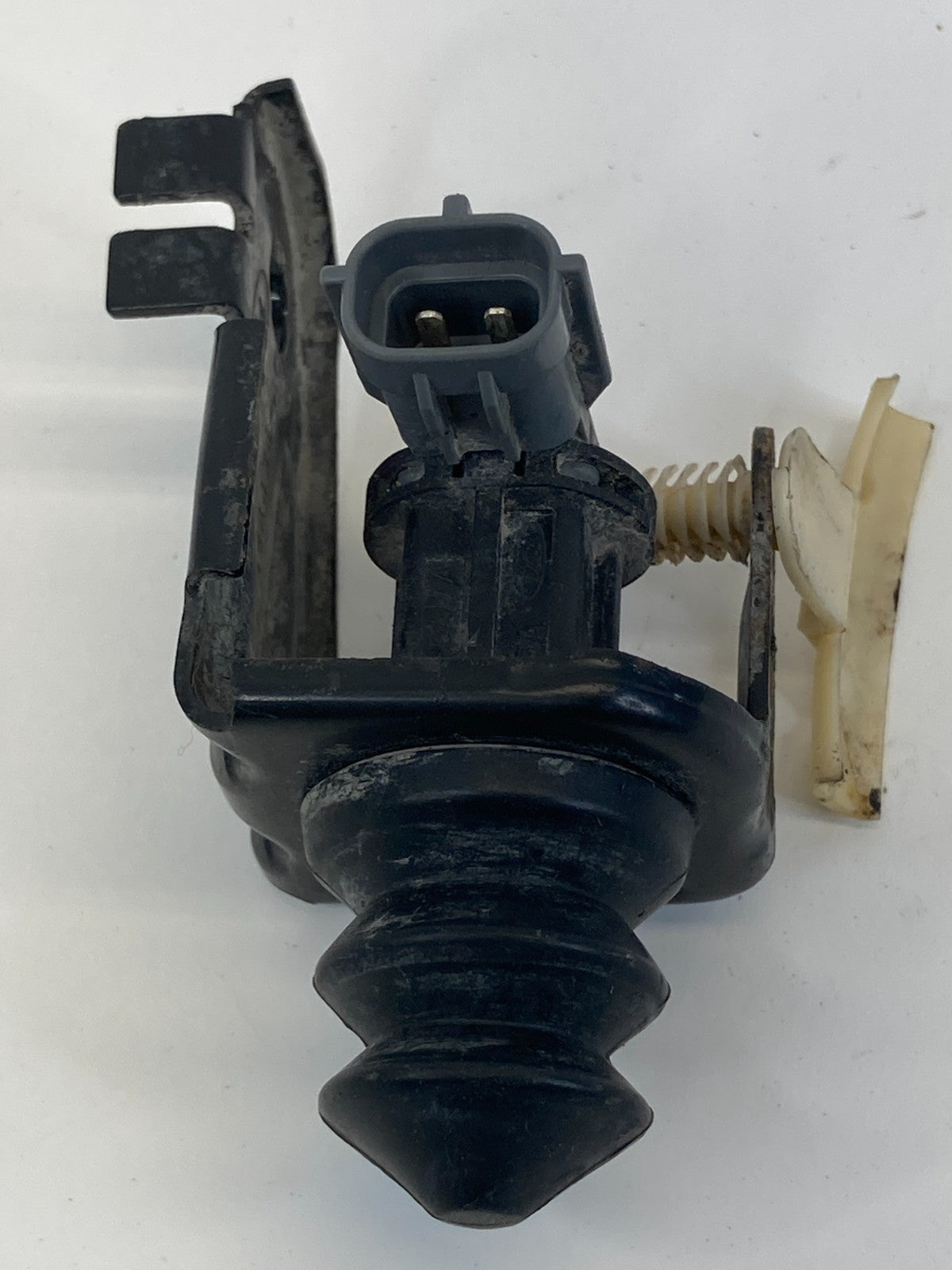 2011-2016 Ford F-250 Super Duty Perimeter Anti-Theft Hood Ajar Switch Assy OEM