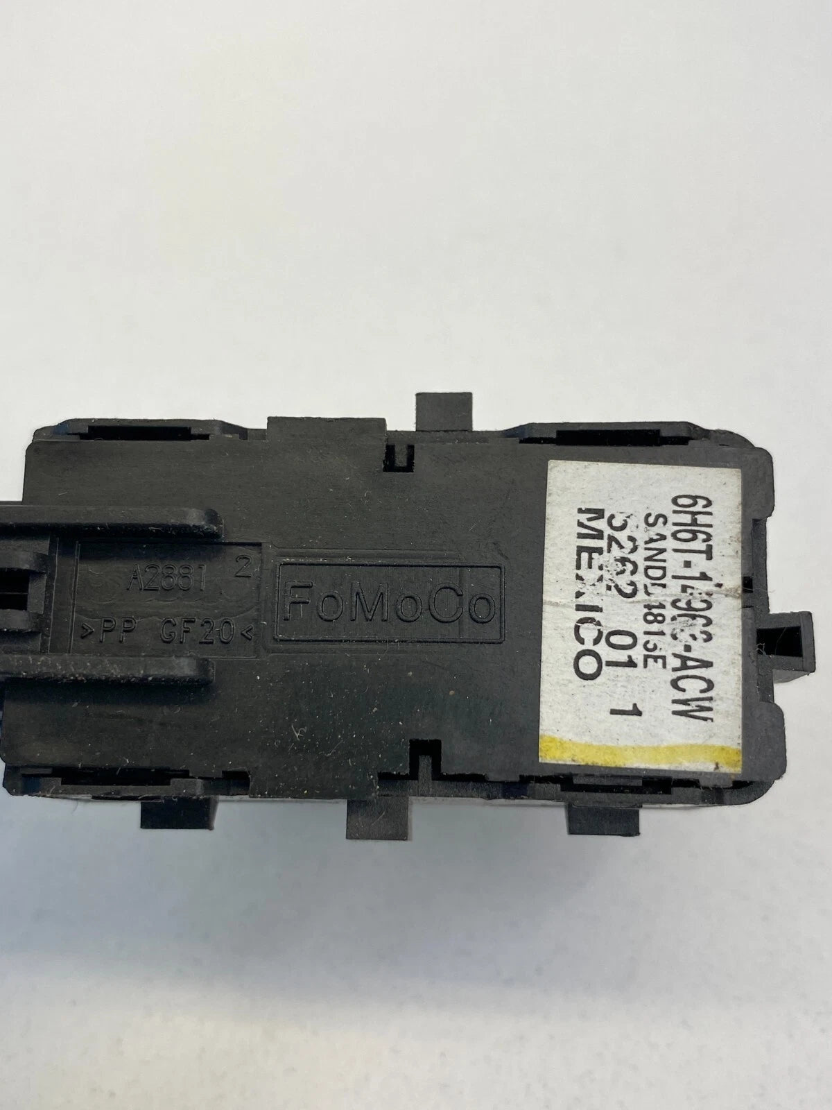 2007-2009 LINCOLN MKZ FRONT RIGHT DOOR LOCK SWITCH CONTROL 6H6T-14963-ACW OEM