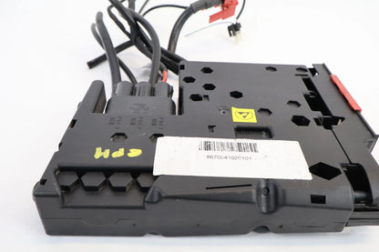 2010-2016 MERCEDES W212 E350 E550 BATTERY POSITIVE TERMINAL FUSE BOX OEM