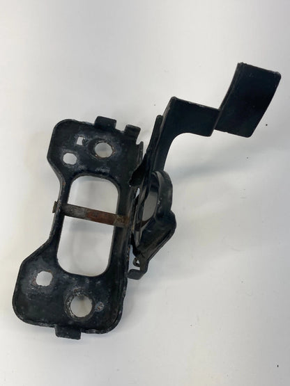 2008-2011 CHRYSLER TOWN & COUNTRY HOOD LOCK LATCH STRIKER HANDLE ASSEMBLY