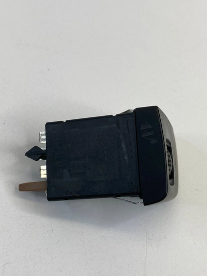 98-10 VOLKSWAGEN NEW BEETLE FRONT RIGHT HEATER SEAT CONTROL SWITCH 1C0963564B