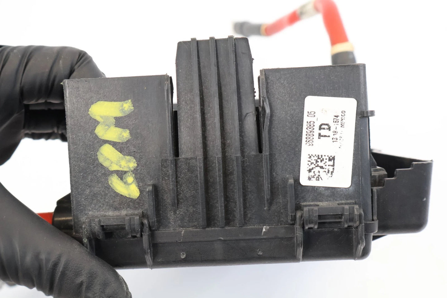 2011-2015 CHEVROLET CRUZE BATTERY TERMINAL FUSE BOX BLOCK OEM 96889385