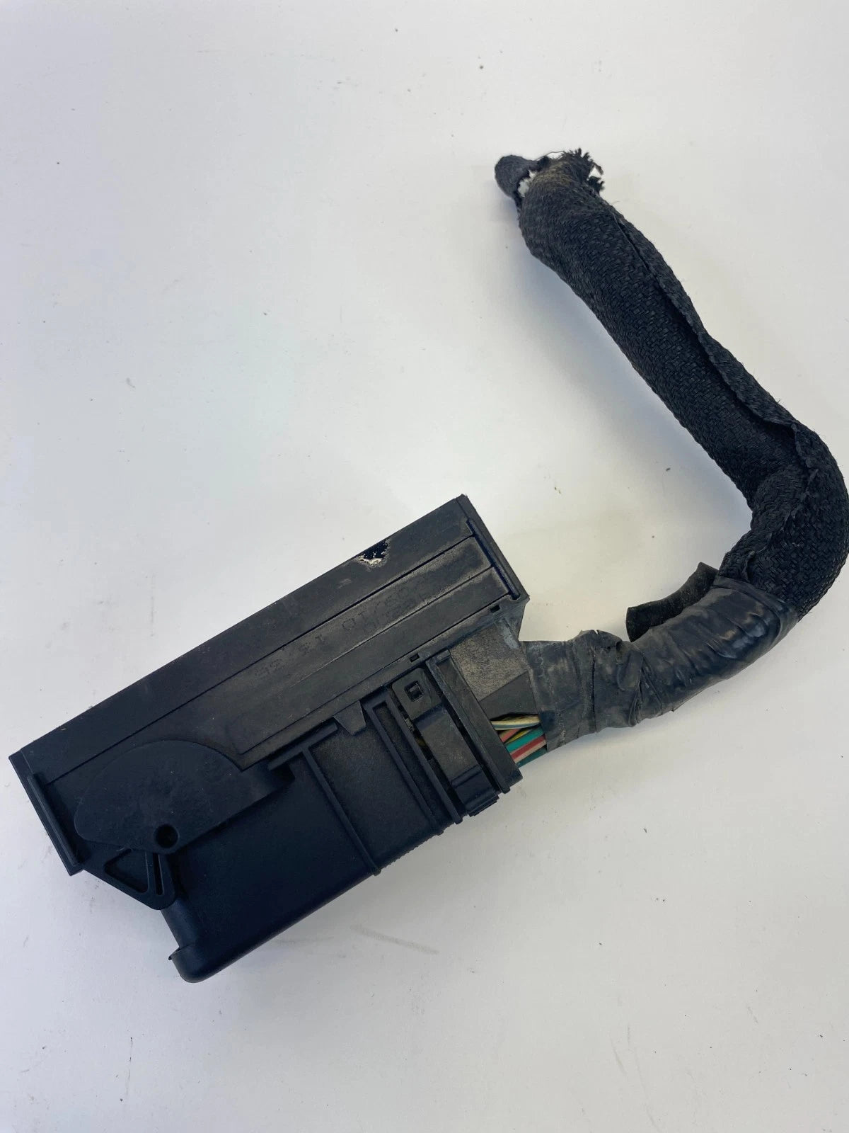 2010-2013 DODGE JOURNEY 3.5L AT FWD ABS ANTI LOCK BRAKE PUMP CONNECTOR PLUG OEM