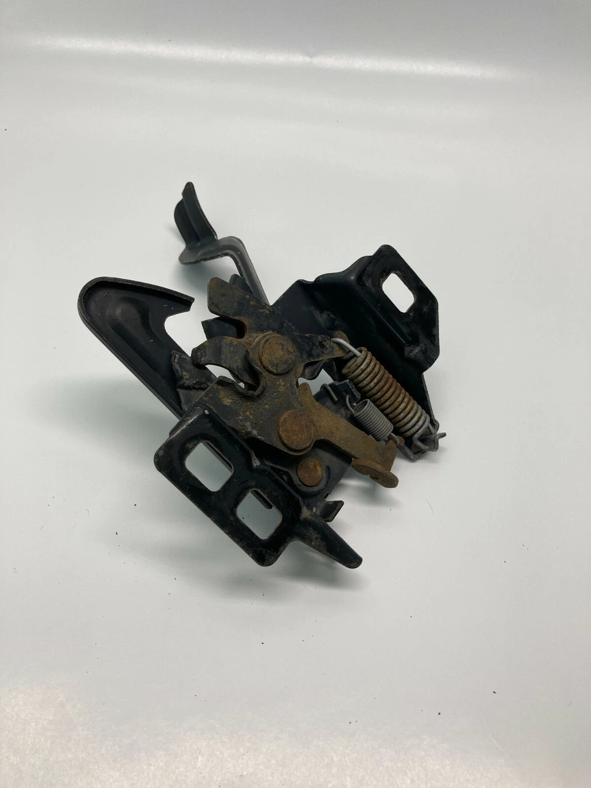 2001 2002 2003 2004 2005 PONTIAC AZTEK HOOD LOCK LATCH ACTUATOR ASSEMBLY OEM