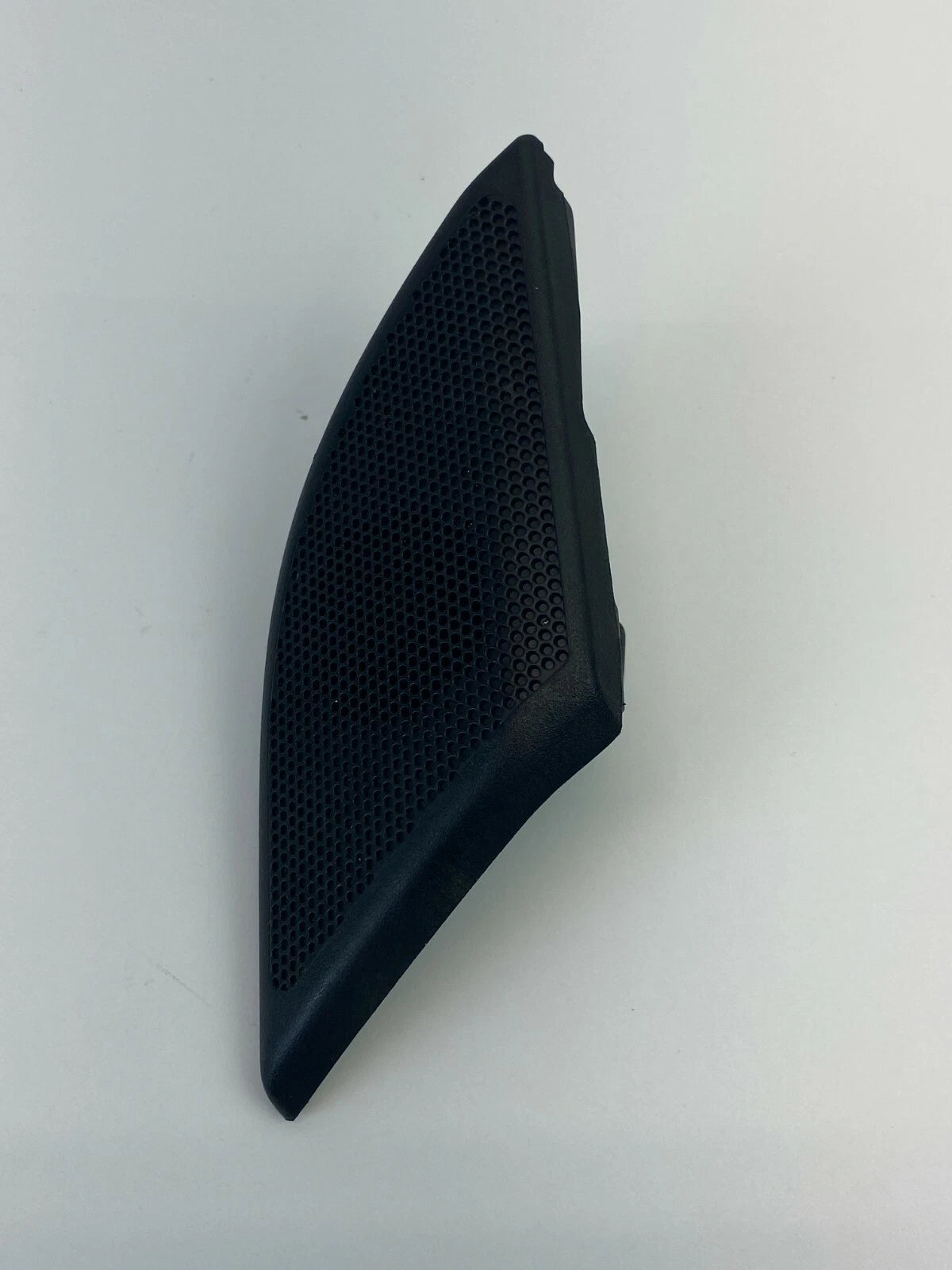 2008-2010 SATURN VUE FRONT LEFT DRIVER DOOR TWEETER W COVER GRILLE TRIM 96673602