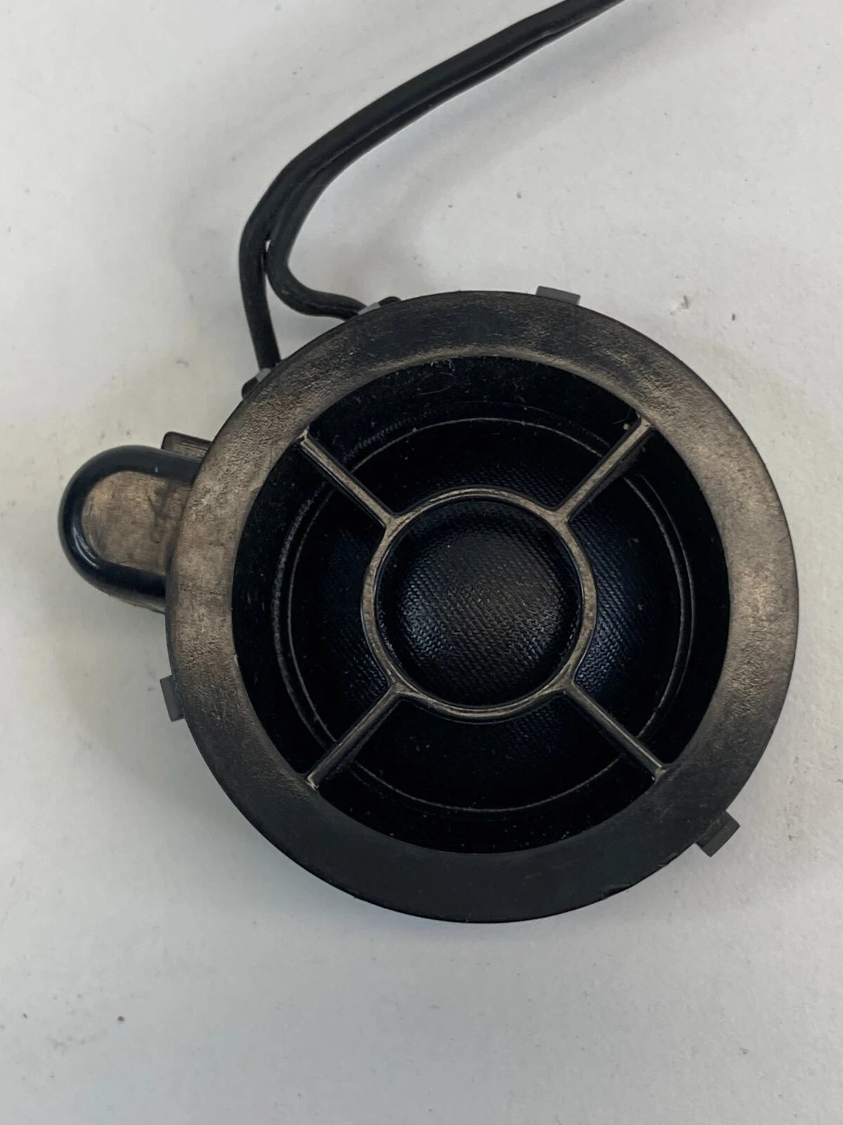 2013-2015 CHEVROLET MALIBU FRONT LEFT A-PILLAR TWEETER SPEAKER 25868166 OEM