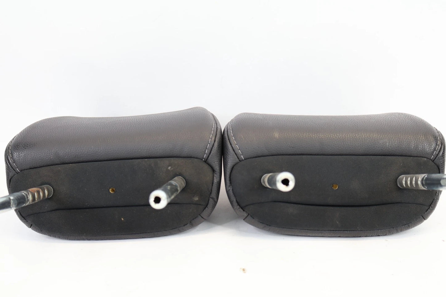 2016-2022 HONDA PILOT FRONT LEFT RIGHT SEAT HEADRESTS PAIR BLACK LEATHER OEM